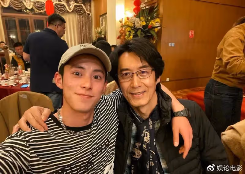 王鶴棣新劇將播,群演爆料其片場罵人,合作演員誇他人好相處