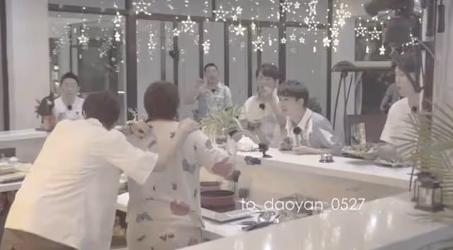 楊迪再引爭議!曝刪減綜藝中欺負肖戰,出言刁難後賈玲解圍