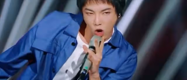富二代華晨宇,官二代曲婉婷,兩人走上了相同的不歸路