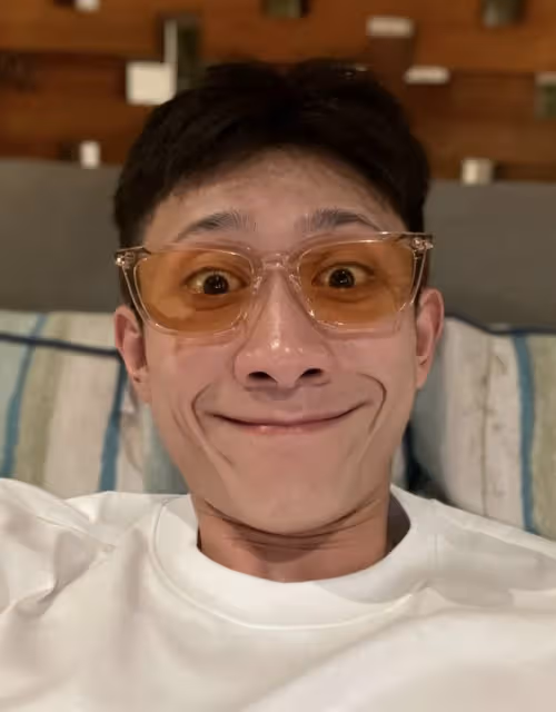 張一山參加竇驍何超蓮婚禮,曬現場照並非伴郎,陳柏霖孫耀威也在