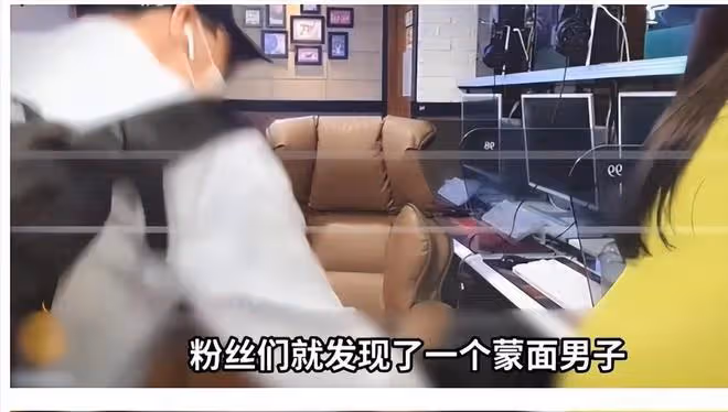 蔣夢婕被拍裙底視頻曝光,有人拿視頻上門敲詐,稱不拿錢就毀了她