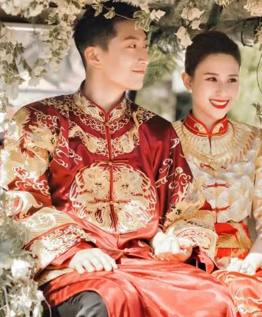 何超蓮大婚細節曝光,竇驍設計以「蓮」為主題婚禮,要捧她為公主