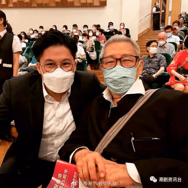 91歲TVB老戲骨行動不便要坐輪椅！依然口齒伶俐同人傾足3個半鍾