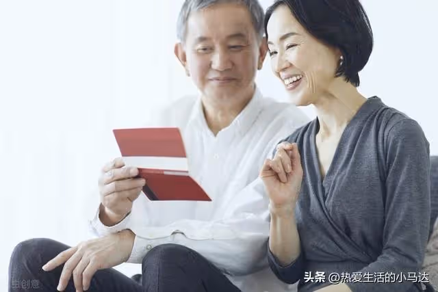 我下崗補償了50萬,妻子卻告訴兒子10萬,一次住院才明白其中用意