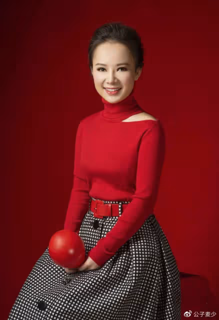 「盲人歌手」劉賽:倒貼2套別墅下嫁河南農村,如今丈夫成她的驕傲