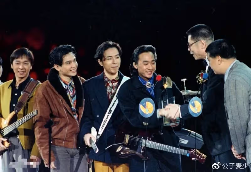 《我想和你唱》:黃貫中致敬黃家駒,引發回憶殺,再創收視巔峰