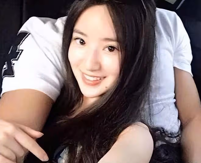 體育女主持著裝引爭議，超短裙緊身衣像夜店上班，曾和孫楊傳緋聞