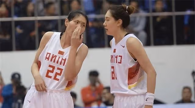 中國女籃前隊長陳楠近況:退役後嫁給公務員男友,生下2個兒子