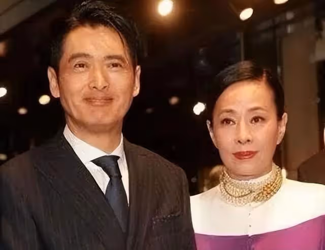 娛樂圈4位「贅婿」男明星,個個家世顯赫,起碼少奮鬥20年