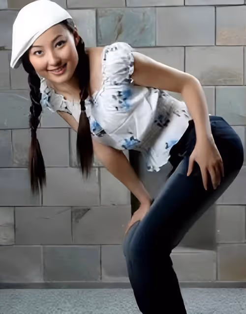 最美情婦盧嘉麗:把一眾高官玩弄於股掌,捲款數億潛逃,全身而退