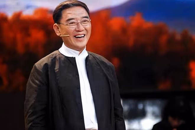 李立群首次直播帶貨翻車,賣茶葉損失上億元,欲5月回內地搞直播