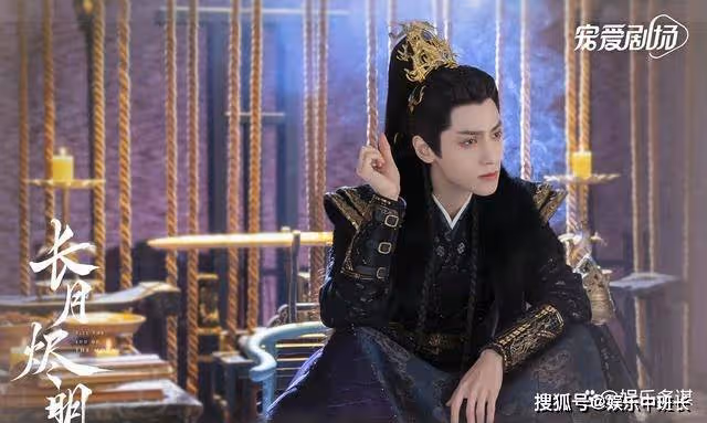 《長月燼明》葉夕霧跳城樓一屍兩命,葉冰裳被做成人彘,澹臺燼入魔