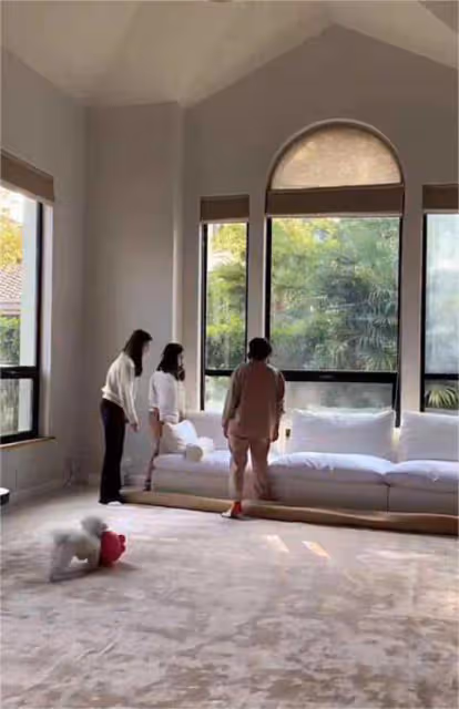 香港女星曝光內地豪宅巨廳,曾被閨蜜指已秘密結婚,急發文澄清