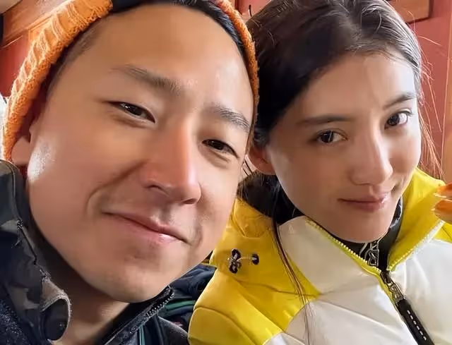 香港女星曝光內地豪宅巨廳,曾被閨蜜指已秘密結婚,急發文澄清