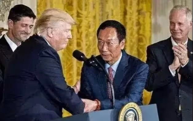 郭台銘:辭退32萬大陸員工,投資670億在美建廠,如今後悔了