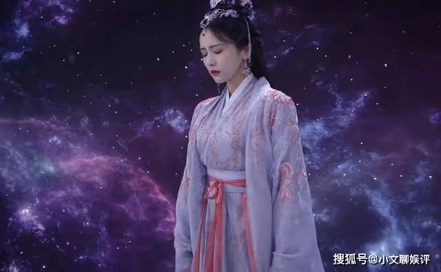 《長月燼明》黎蘇蘇錯了，諸神留下的3把鑰匙，不是讓她殺了澹臺燼