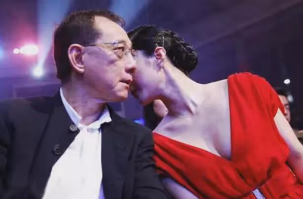 范冰冰因稅罰8.84億,從此跌下神壇。憑綠夜回歸。這次能如願嗎?
