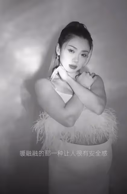 事業心超強!程曉玥孕晚期仍堅持工作拍廣告,擔心當媽後影響創業