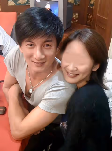 又一「恩愛夫婦」塌房,被曝雙雙出軌,女方曾迷途知返又淪陷!
