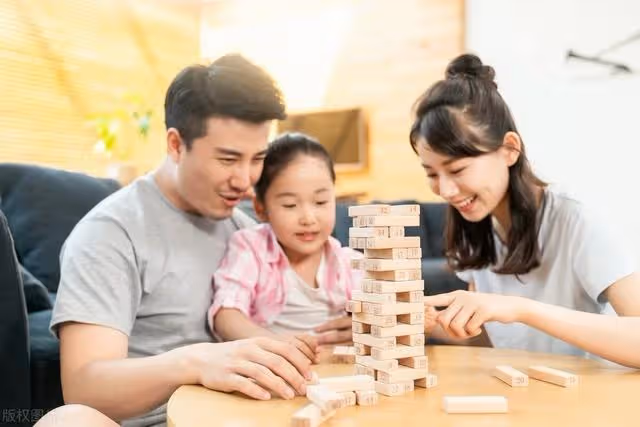 37歲女子再婚後,懷孕了,再婚丈夫:打掉,不能影響我兒子高考