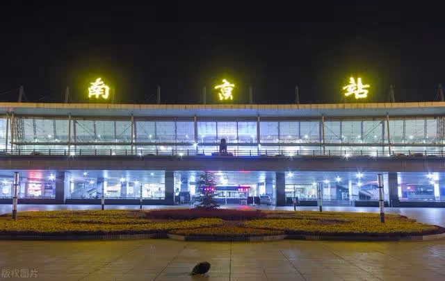 父母出170萬給兒子買婚房，兒子去兒媳城市落戶，父母找女兒養老