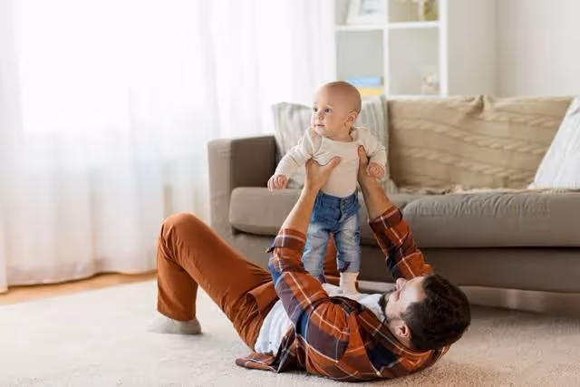 婆家給的彩禮我全給叔嬸,爹罵我沒良心,奶奶一開口,他無話可說
