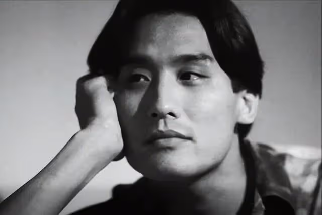 梁家輝因一句我是中國人，被封殺淪落到街頭擺攤！港媒：真男人