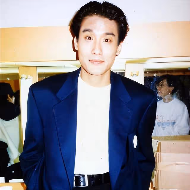 梁家輝因一句我是中國人，被封殺淪落到街頭擺攤！港媒：真男人