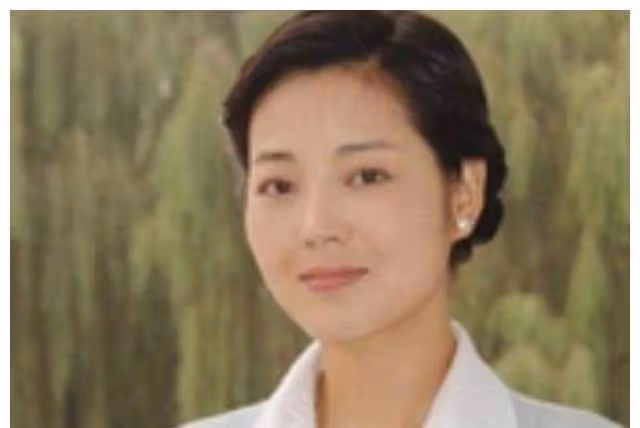 她是農村劇一姐,因得怪病身材走樣,和丈夫怎麼都是夫妻