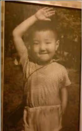 被苗圃吐槽「臉像被門板夾過」,卻讓董潔投懷送抱,王大治憑啥?
