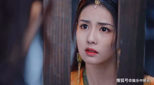 《長月燼明》一碗粥，兩條命，斷了澹臺燼對葉夕霧的最後一絲仁慈