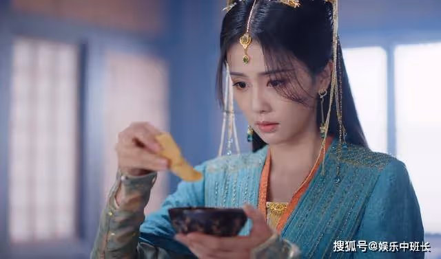 《長月燼明》一碗粥，兩條命，斷了澹臺燼對葉夕霧的最後一絲仁慈