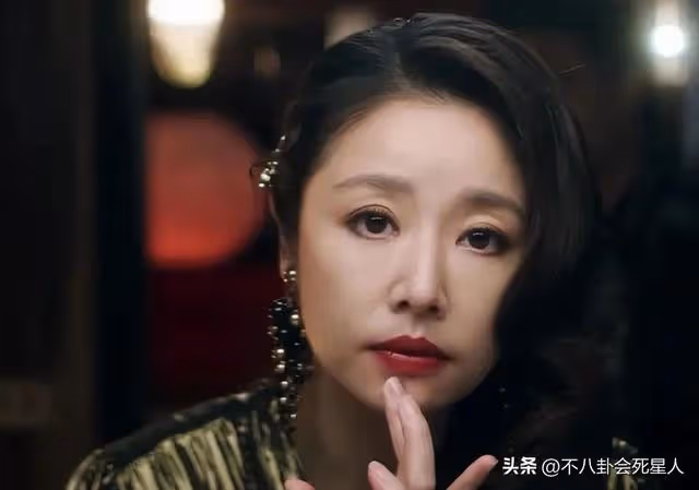 劉曉慶趙雅芝生圖流出，這一次，「不老女神」們都被撕開了真面目