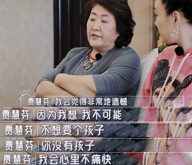 鍾麗緹和老公合拍親吻視頻,張倫碩親完舔嘴唇,力破離婚傳聞
