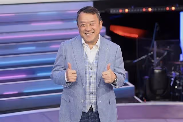 曾志偉異性緣旺,與美女網紅私會獲全程陪護,合照大變樣不敢認