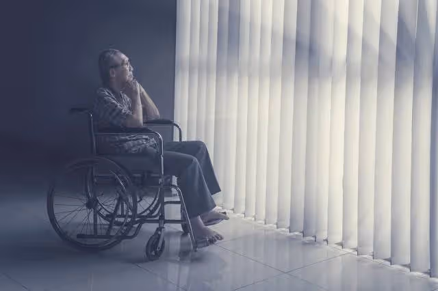 年過50才明白,即使再有孝心,伺候老人時也要立下這3個規矩