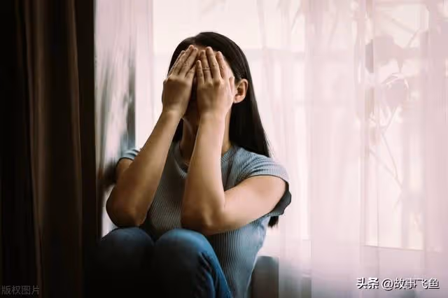 在女兒家住了2年,女兒突然哭著對我說:媽,求你趕緊回去吧