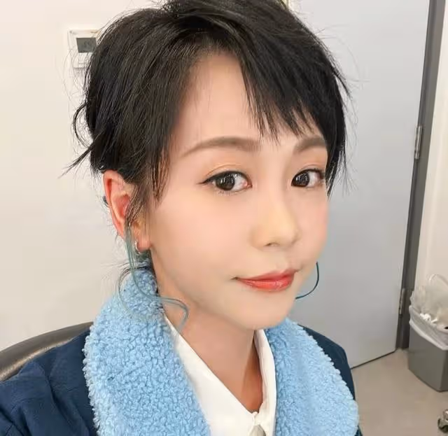 感情路坎坷！港女歌手曝遇上都是孽緣，旅遊邂逅外籍男又分手收場