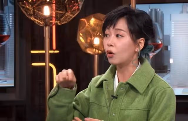 感情路坎坷!港女歌手曝遇上都是孽緣,旅遊邂逅外籍男又分手收場