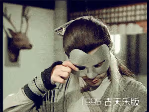 周迅、陳紅對他一見傾心，一生未婚未育，如今62歲在鄉下養貓種花