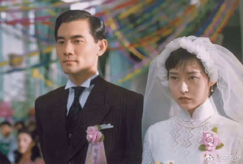 周迅、陳紅對他一見傾心，一生未婚未育，如今62歲在鄉下養貓種花
