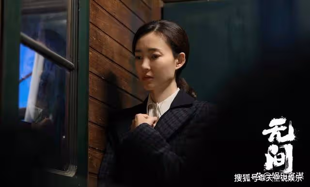《無間》霍飛為救陸風中槍身亡,遺物曝光真實身世,牧溪鶴:爹來晚了