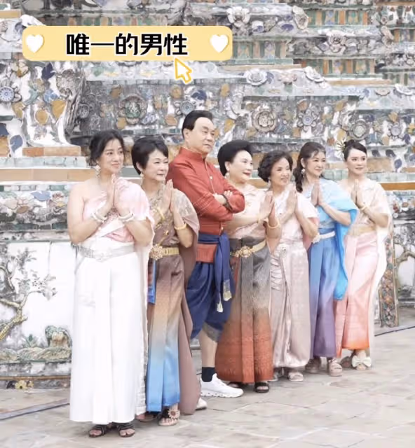 伊能靜曬旅行照,意外曝光女兒正臉,6歲小米粒模樣大變長得像奶奶