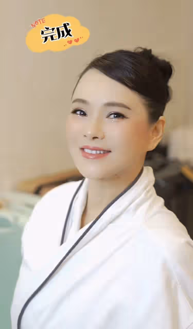伊能靜曬旅行照,意外曝光女兒正臉,6歲小米粒模樣大變長得像奶奶