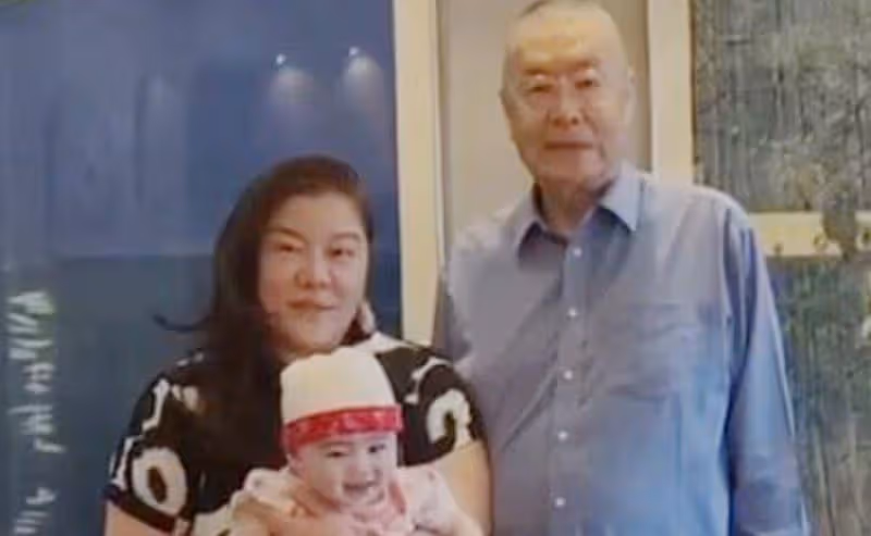 82歲劉詩昆談老來得女感受，並不覺得處境尷尬，打算和妻子繼續生