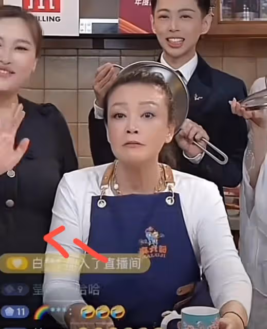 張蘭吐槽品牌方,女員工懷孕8個月仍站台直播,揚言要是她准被罵
