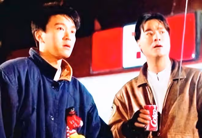周星馳恩師回國撈金!70歲牙齒髮黑疑抽菸過多,被曝代言費幾萬元