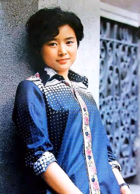 演員張瑜:為了出國發展與丈夫離婚,如今65歲仍然單身,她後悔嗎