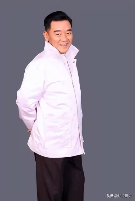 事實證明，「雙面人」李立群，已經走上了一條不歸路