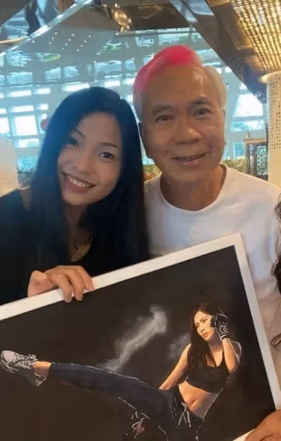 72 歲港星與小 36 歲女友曬恩愛，PO塞滿現金愛馬仕包, 網友: 都是為了錢!